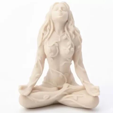Sculpture "Awakening of Nature" – Organic Female Statuette - Cahdesigner