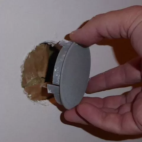 outlet cover