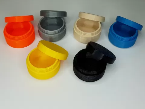 Threaded and tight cream jar