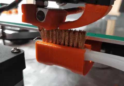 Cleaning station for Anet A8 Plus