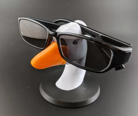 Horrible goose glasses holder