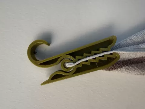 beach towel clip hook