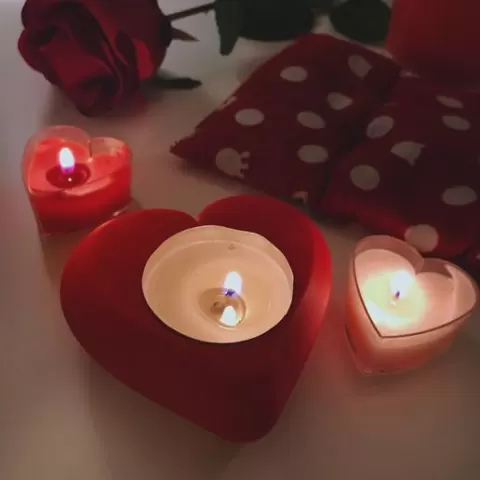 Heart shaped candle holder
