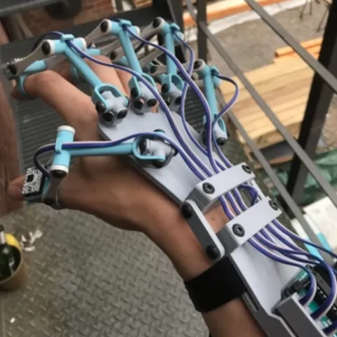 Useless Exoskeleton Robot Hand