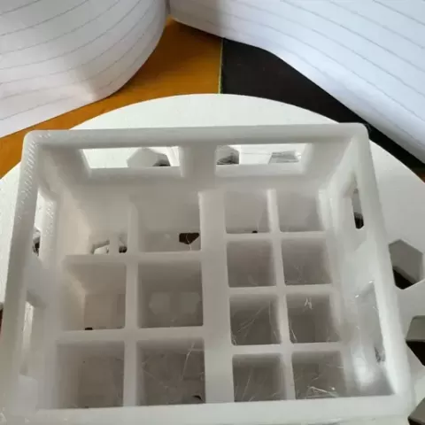 Battery holder crates