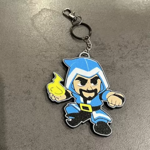 Clash Royale’s legendary Wizard, keychain