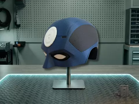 Bullseye-Inspired Wearable Helmet
