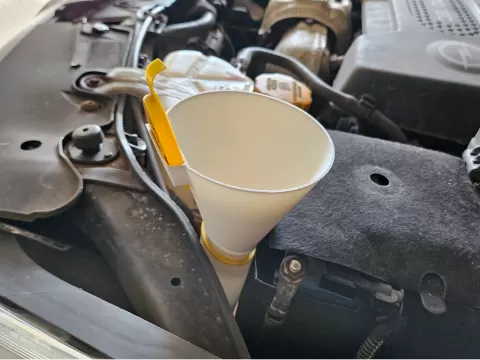 Corsa D Wiper Fuild Funnel