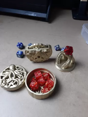octopus dice holder set - SHADOWFORMSTUDIO