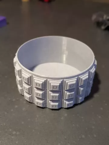 Pyramid Bowl