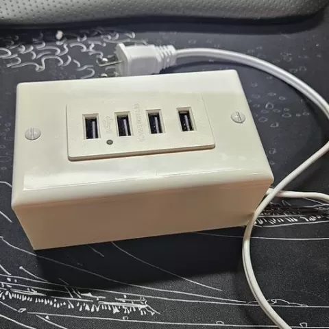 US Electrical Wall Outlet BOX and Plate