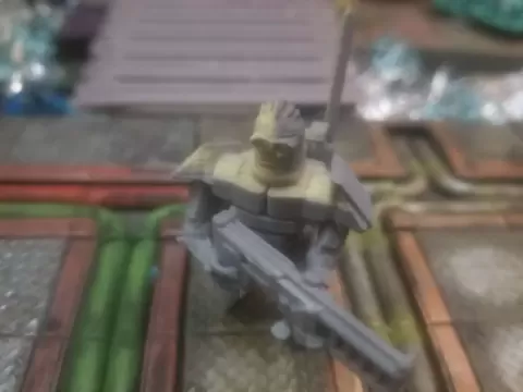 FHW: Laxoit Bannerman with p-wave rifle