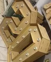 3D numbers to place spotlights