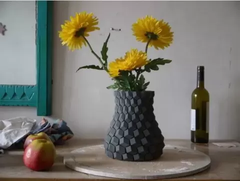 3D Box Spiral Vase - Custom Cars USA (Custom Cars USA)