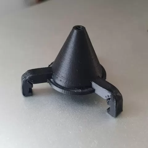 Champion centering device