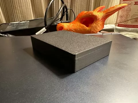 Cardholder with Lid