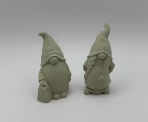 Garden Gnomes Couple