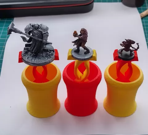 Miniature Painting Handle - v3