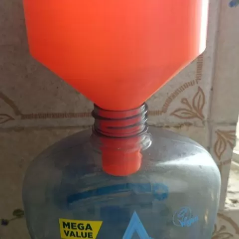 Soap bottle funnel