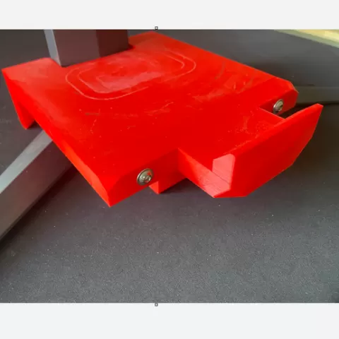 Under-screen shelf Screw-nut assembly