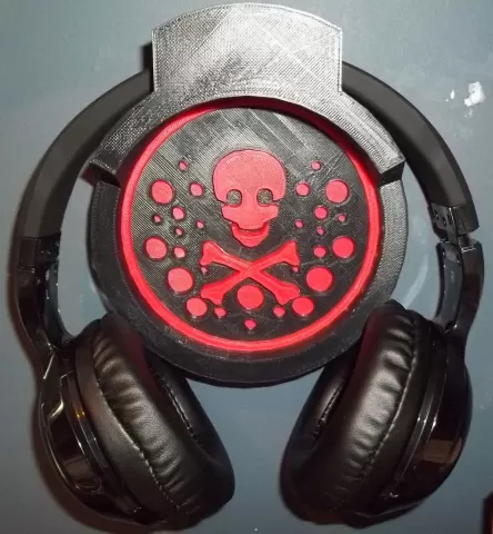 Headphone Wall Hanger w/ Skull Design