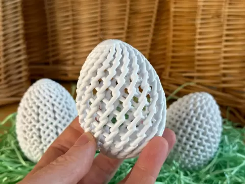 Lattice Easter Egg (Chain Link)
