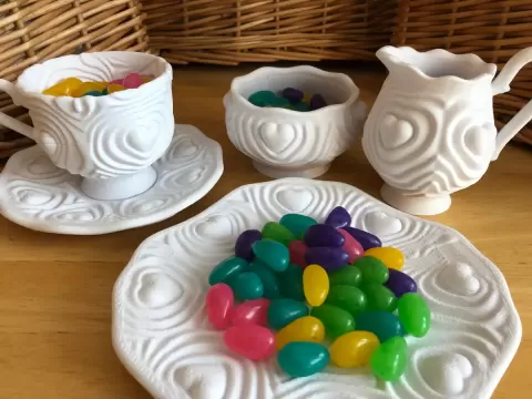 Five Unique Heartbeat Plates