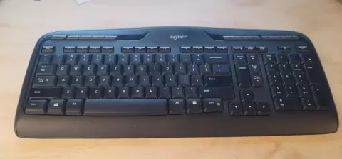 Logitech MK320 Keyboard Foot