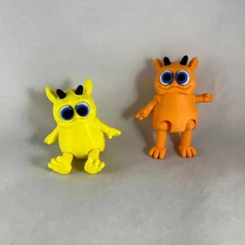 Flexi Monster 1 STL File – Monster Fidget - Keychain Option - Commercial License – Moveable Arms/Legs/Head – Keychain Option – Print-in-Place – NO AMS NEEDED