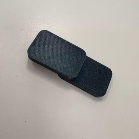 Magnet fidget