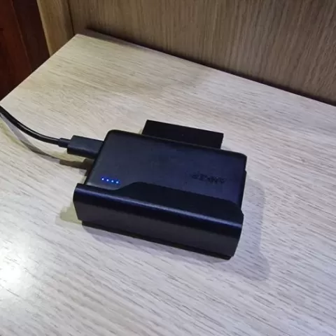 USB Battery Charger Holder