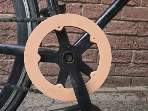Single-Speed Bike Chain Guard for Clothing Safety
