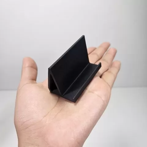 Cell phone holder - tripod