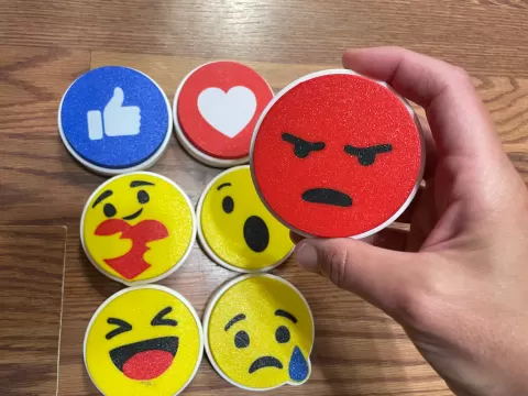 Angry Facebook React Clicker