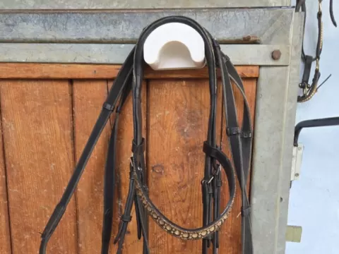 Magnetische Trensen-/Halfterhalterung