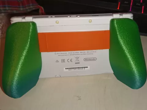 Version without elastics (NEW 3DS XL version)
