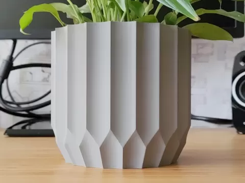 Kirikami Plant pot and Planter - Vase mode design