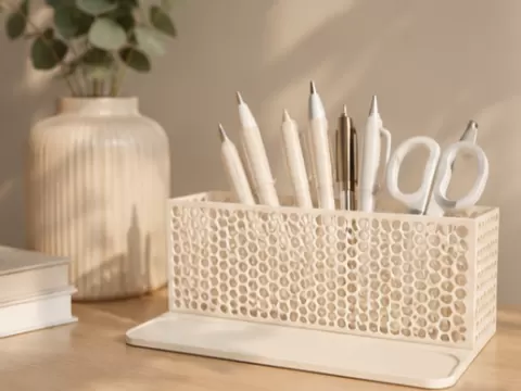Pen Holder