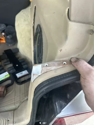 90s Jeep Cherokee Cargo cover trim piece scan