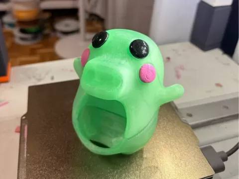 Tamagotchi uni case . kuchipatchi style .