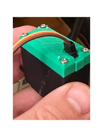 MG995 bottom