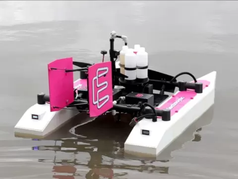 RC Catamaran Utility Boat