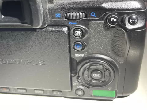 Olympus E-30 USB port cover