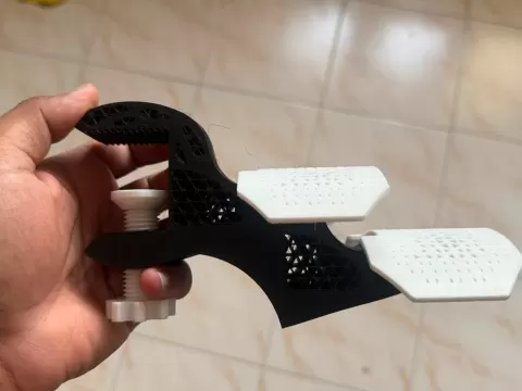Dual headphone mount