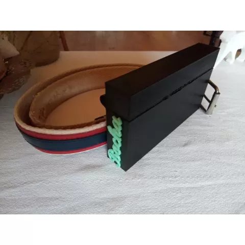 Cellphone box for belt - Caja para teléfono chico en cinturón