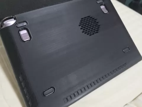 Win Max 2 Side Venting Hard Shell Case.