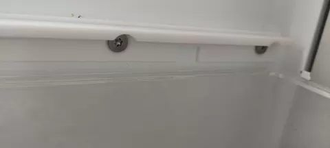 Miele K 2902 Vi Fridge part 11062990 or part 11062800 that holds the glass shelf