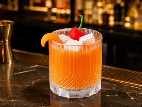Smoked Old Fashioned Cocktail Sculpture