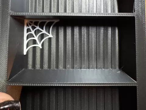 Spiderweb for mini bookshelf