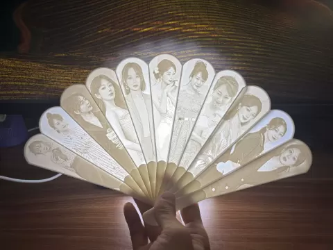 杨紫Andy 人物浮雕扇 白玉兰最佳女主角